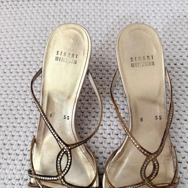 Stuart Weitzman Balance Mule Gold Supple Embellished Kitten Heel Sandals 8N - Image 6