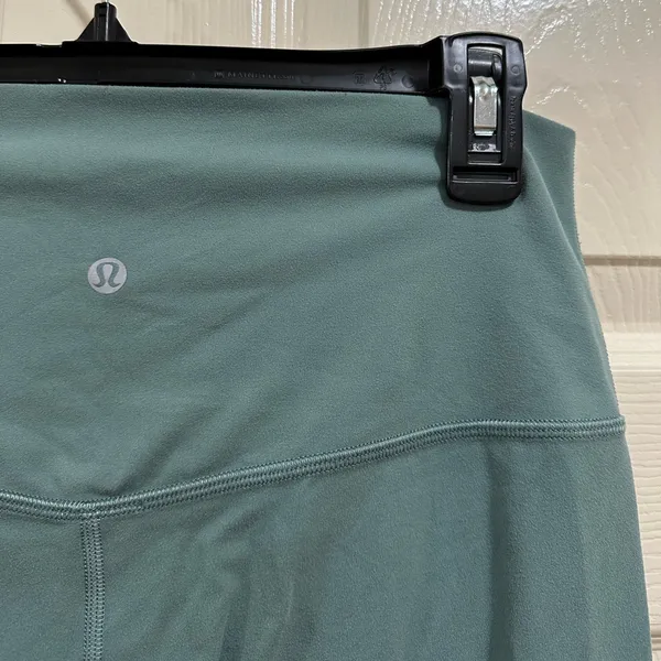 Lululemon Align Pant II 25" leggings light green size 10 - Image 6