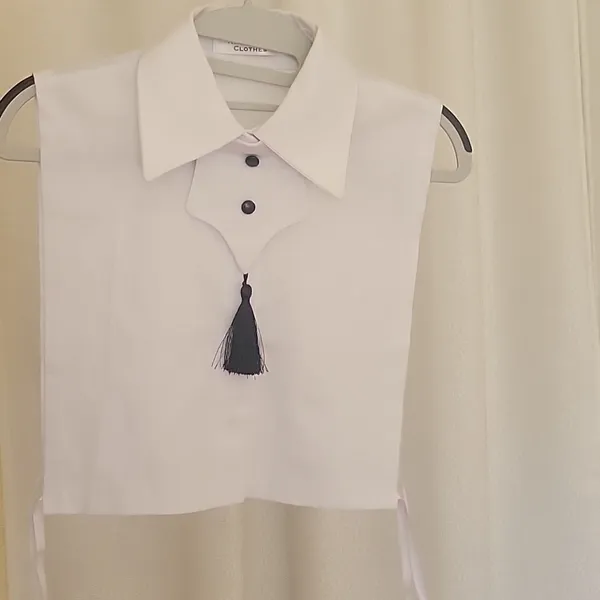 Etsy NWTS New White Clothes tassel removable collar shirt. - Image 5
