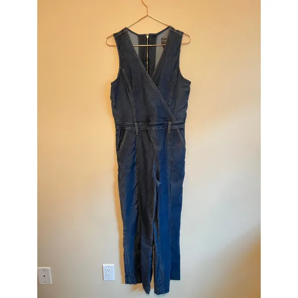 Guess‎ Jumpsuit Women Large Blue Denim Wrap Wide Leg Sleeveless V-Neck Casual - Image 4