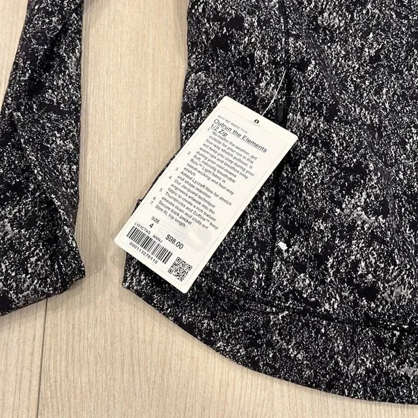 Lululemon outrun the elements - Image 4