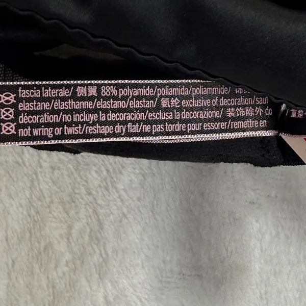 Victorias Secret Very Sexy Unlined Shine Strap Bralette Black S 11230619‎ - Image 7