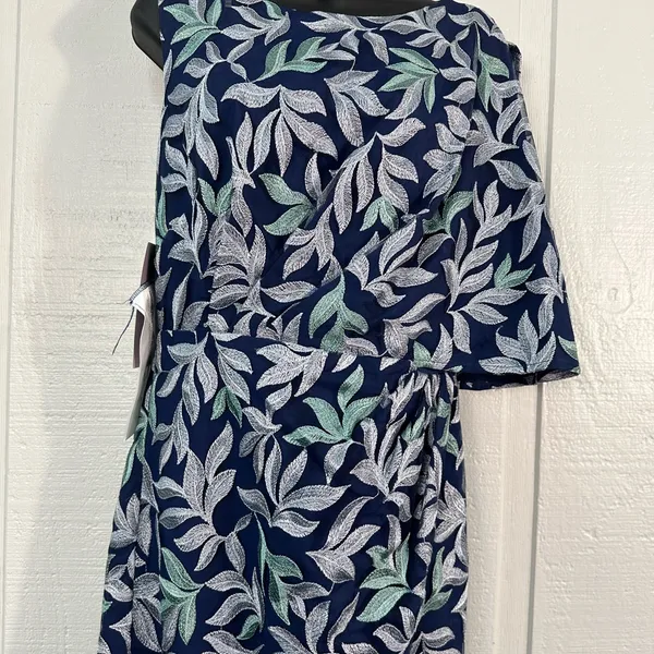 JS Collection Halle Cape MIDI Dress Size 6 NWT - Image 10