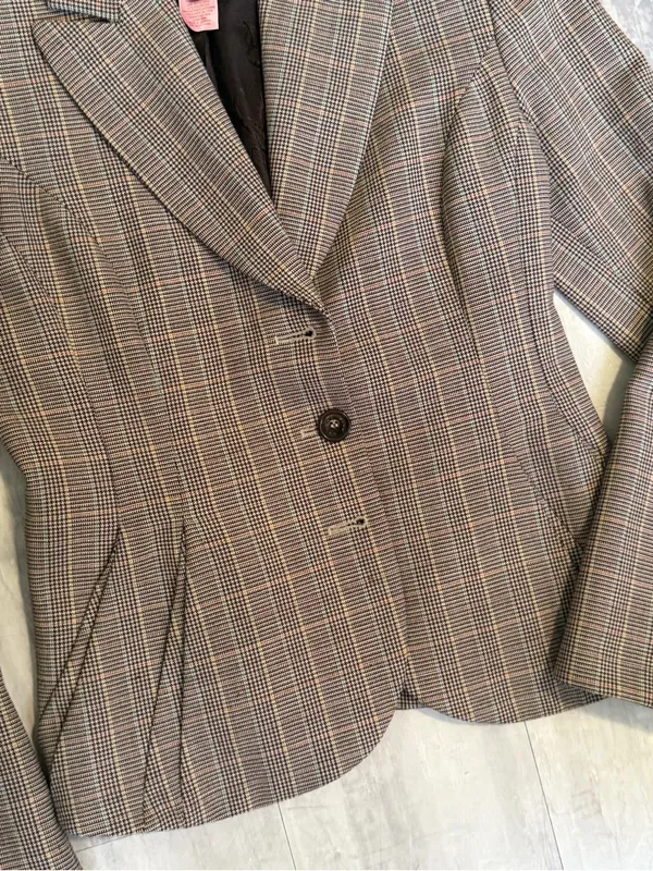 Pink Tartan Plaid Tailored Blazer in Brown and Gray - Image 5