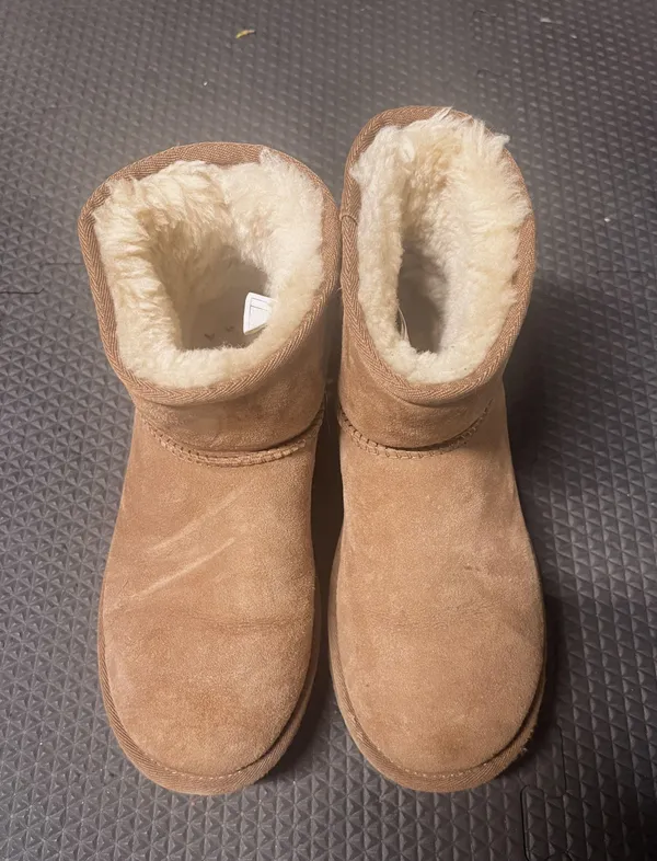 UGG Mini Boots - Image 3