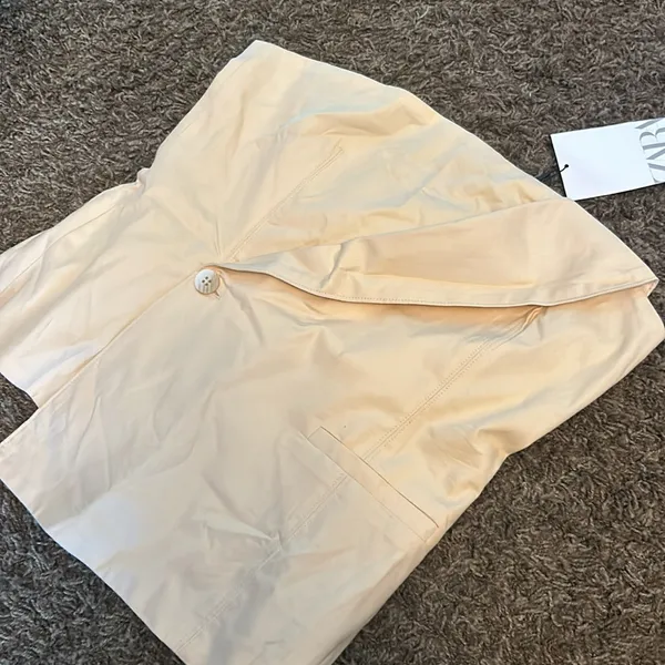 NWT Zara Creme‎ Strapless Asymmetrical Bandeau Top - Image 2