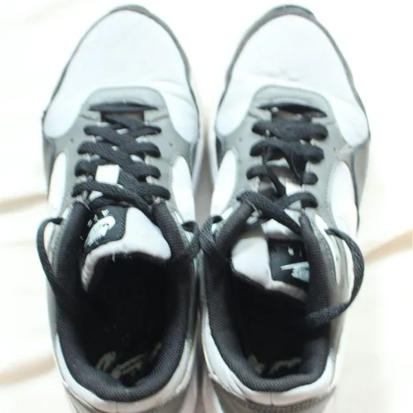 Nike Black and White Athletic Sneakers - Image 2