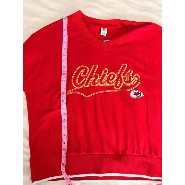 NFL Team Apparel Kansas City Chiefs Red V-Neck Sweatshirt Womens Large NEW - Image 8