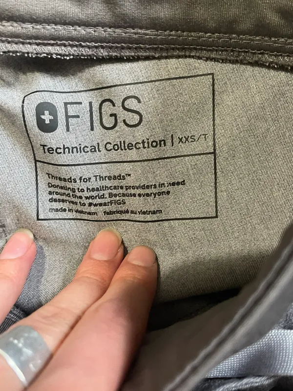 FIGS Jogger Scrub Pants - Image 3