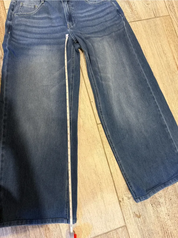 Halara Wide Leg Jeans - Image 5