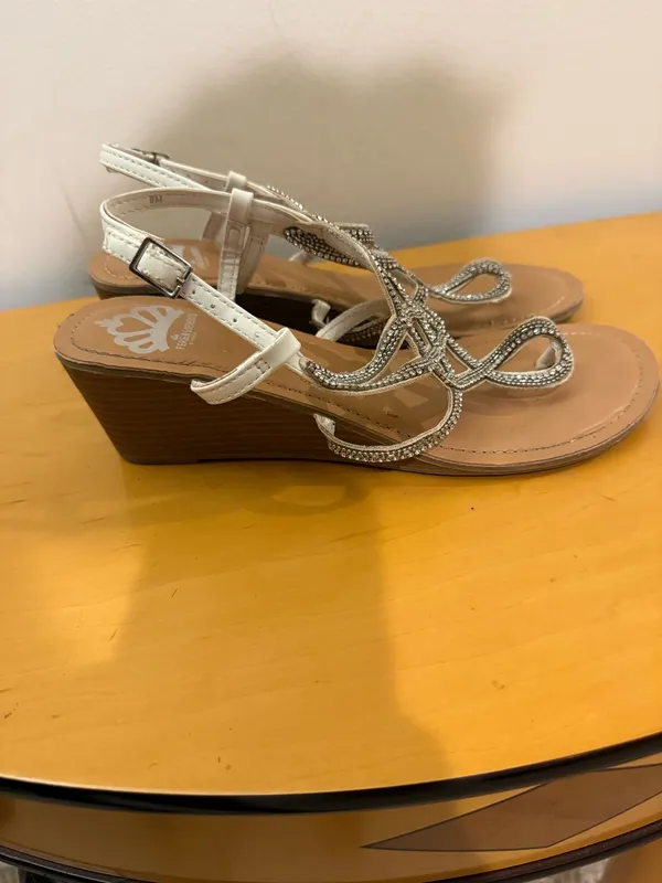 Fergalicious White Beaded T-Strap Rhinestone Sandals - Image 2