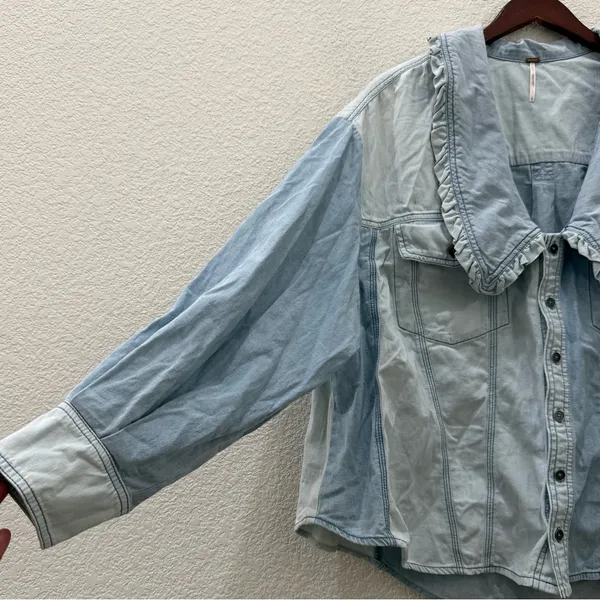 FREE PEOPLE Daisy Denim Ruffle Collar Button Down Shirt Top Size Large NWT - Image 6