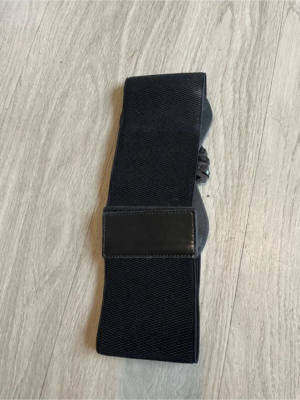 Black Women's Stretch Waist Belt with Silver Cross Accent - Image 3