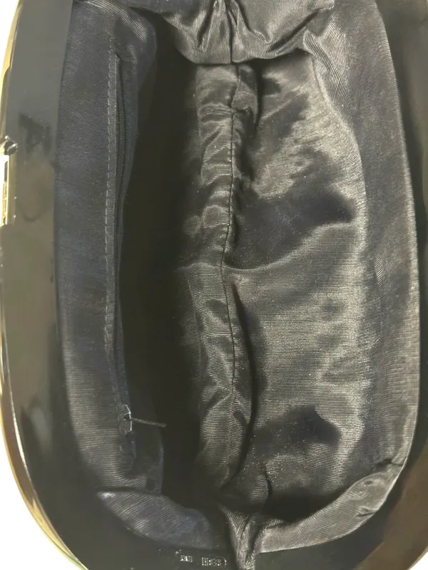 American Vintage Reghi Italy x Cara 60s Black Intrecciato Leather Oversized Clutch w/Hardshell Lucite Frame - Image 4