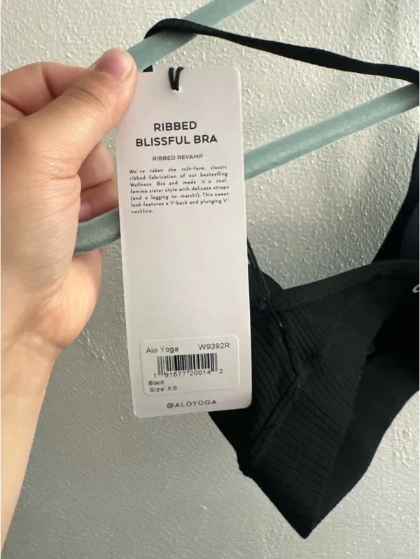 Alo Yoga Bra - Image 3