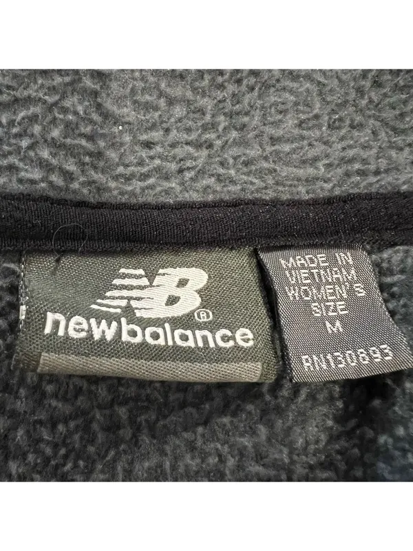 New Balance Women Fleece Jacket With Hood Size M - Image 12