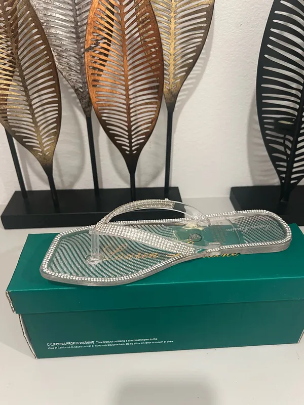 Stylish Clear Flip-Flops with Rhinestone Accents by Lauren Lorraine Size 7 - Image 2