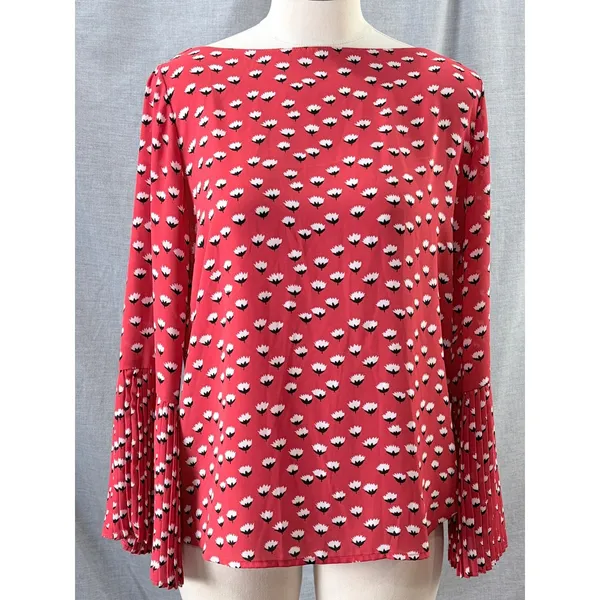 Ann Taylor Factory Red Floral Pleated Bell Sleeve Blouse Keyhole Back M Flowy‎ - Image 2