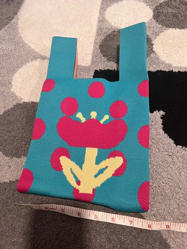 Mini tote style knit bag - Image 3