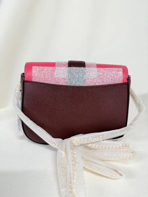 Coach C6796 Gemma Crossbody In Colorblock Strwbrry Hze/Crnbrry - Image 3