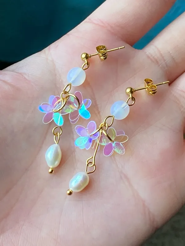 Handmade fairy cute unique style dangle earrings🩵 - Image 4