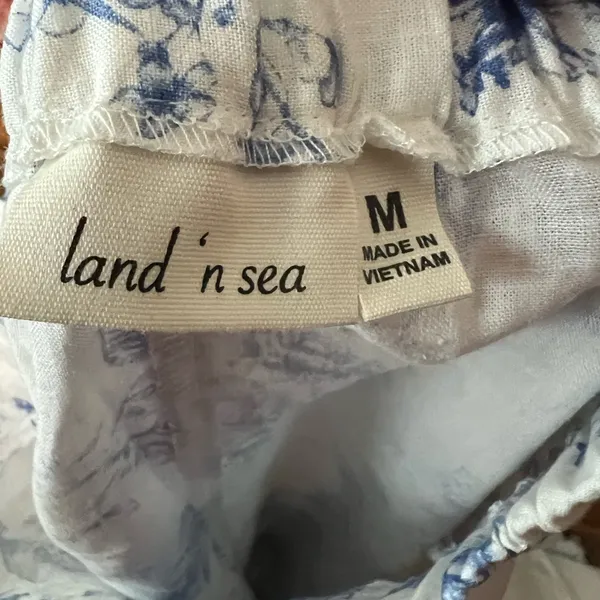 Land ’n Sea Blue Floral Ruffle Skirt, Size M – Feminine‎ and Flowing - Image 6