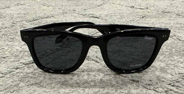 Quay Sun Up Polarized Sunglasses NWOT - Image 2