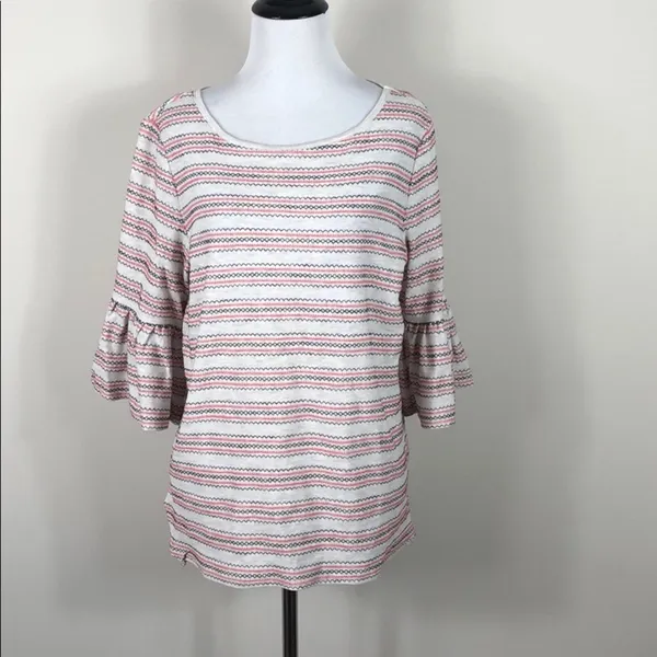 Max Studio Striped Bell Sleeve Top Cream Red Black Textured Size Medium NWT - Image 4