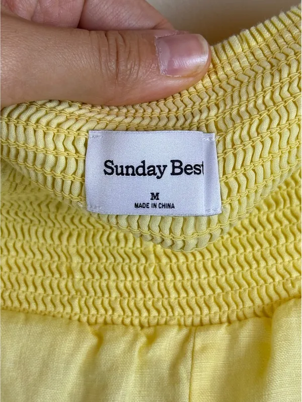Aritzia Sunday Best Rivette Linen Shorts Lemonade Yellow 100% Linen Medium - Image 4