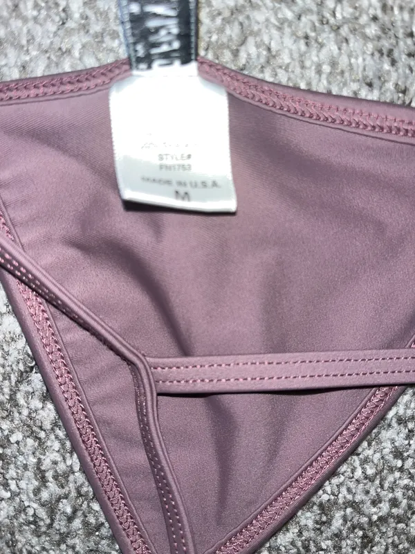 Dippin' Daisy's Bathingsuit Top - Image 4