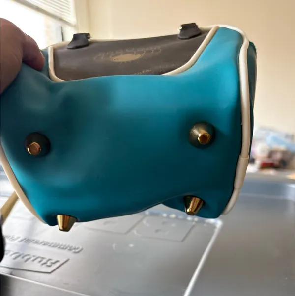 Boutique Retro Mini Bowling Bag - Image 4