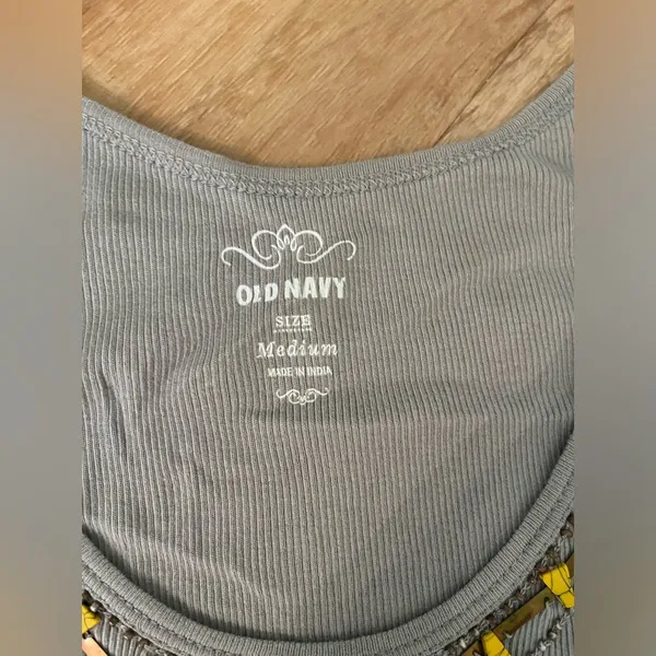 Old Navy Gray Tank - Image 3