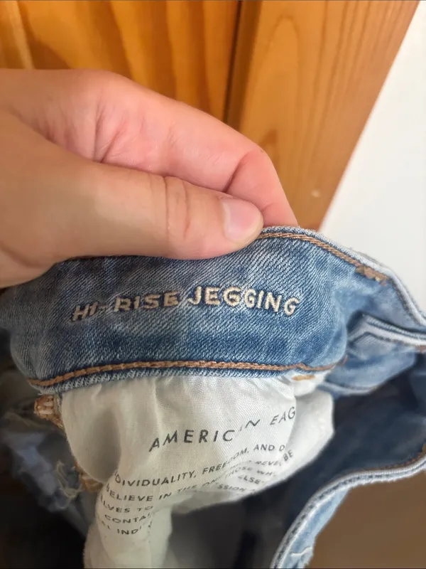 American Eagle Next Level Stretch High-Rise Distressed Jegging Jeans Size 0 - Image 7