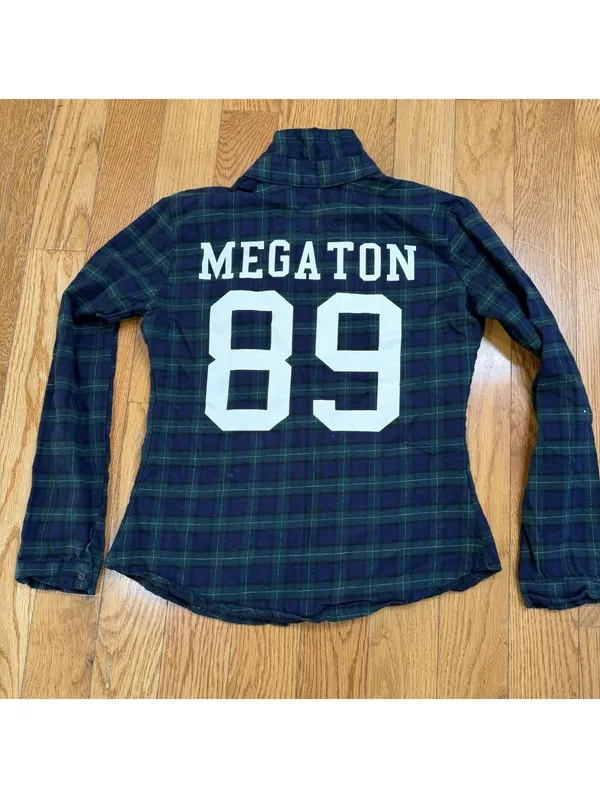 Size Medium Megaton 89 Plaid Flannel Button Up Shirt Women’s Green Blue Grunge - Image 2