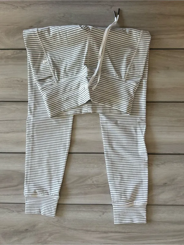 HALARA High Waist Full LengthYoga Legging w/Pockets Grey Medium NWT IN PKG - Image 8