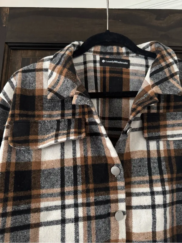 Cropped Plaid Button - Image 3