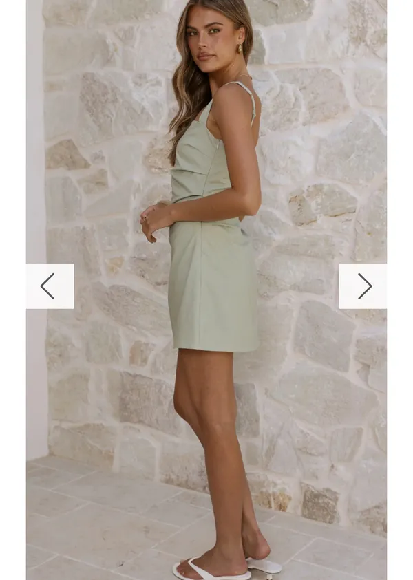 Billy j Dress Never Worn Green Size 14 - Image 2
