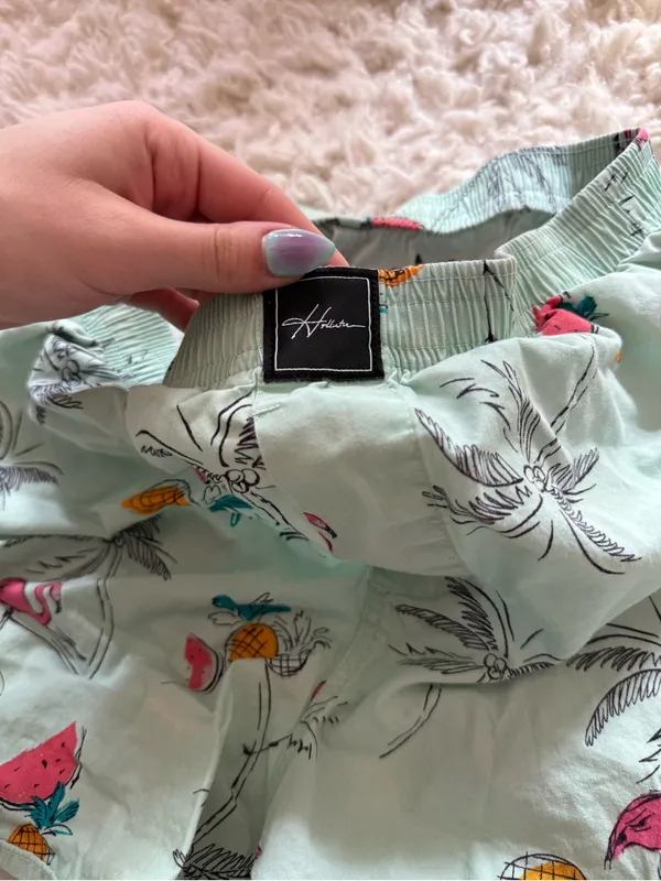 Hollister Light Green Tropical Print Boxer Shorts - Image 2
