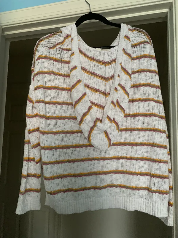 Roxy Lightweight Sweater - Image 2