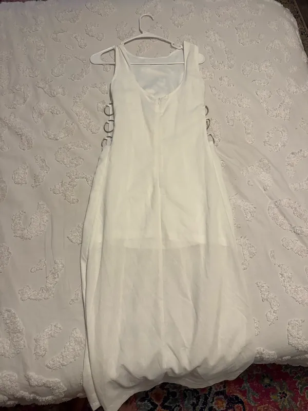 Mimosa white midi dress with silver rings - Image 3