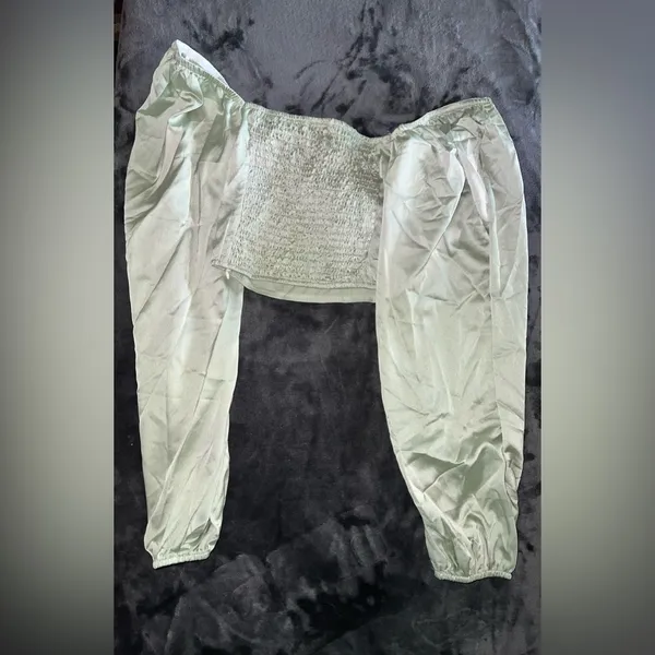 Princess Polly Estee Top in Green Size 6 New with tag - Image 6
