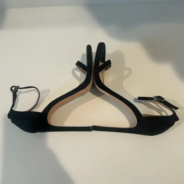 Stuart Weitzman The Nudist Black Goosebump Leather Strappy Sandals Size 6.5 - Image 11