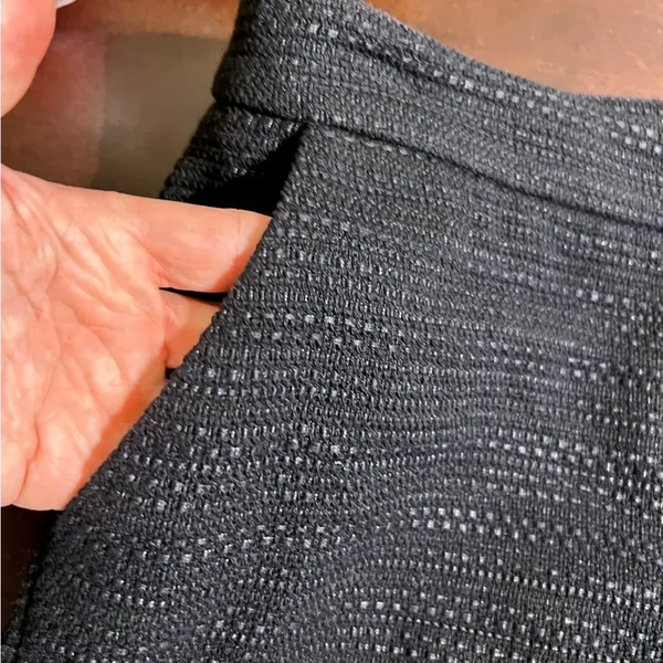 Joie Charcoal Gray Tweed Tailored Shorts Size 4 Textured Classic Chic - Image 4