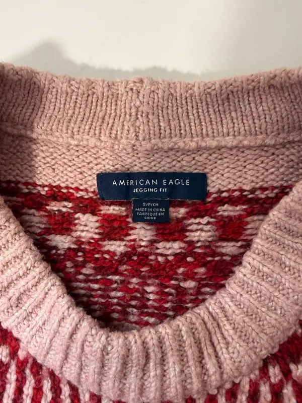 American Eagle Jegging Fit Sweater Pink Red Fair Isle Oversized - Image 8