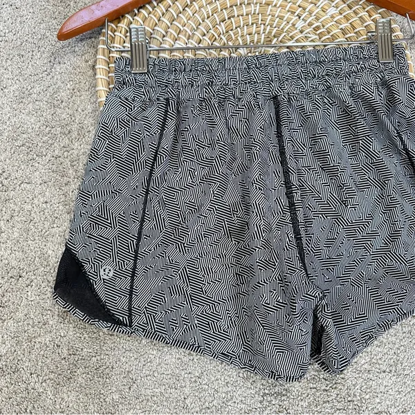 Lululemon Women’s Hotty Hot Shorts Pull On 4” Lined in Seawheeze Size 6 - Image 5