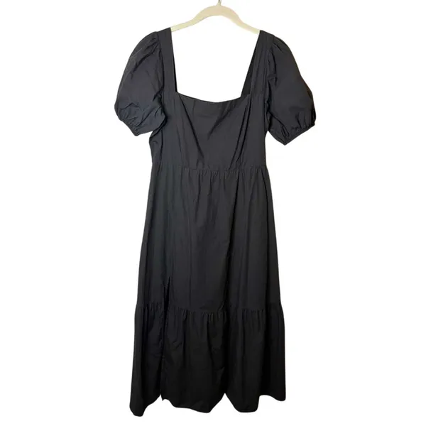 ASTR the Label Poplin Puff Sleeve Tiered Midi Dress Black sz. medium - Image 3