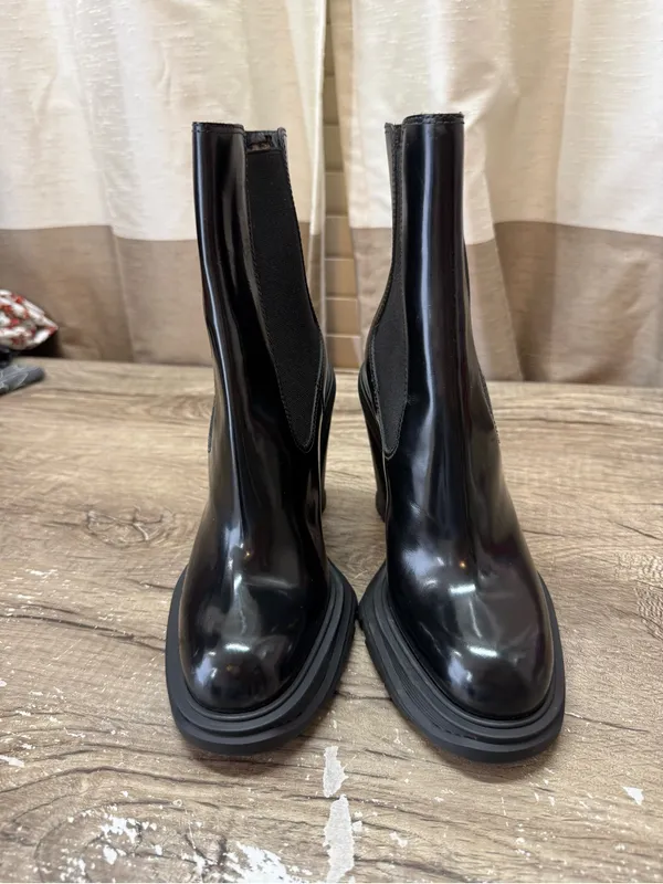 Alexander McQueen Thread Slick Chelsea Boot Black  Size 36 M - Image 5
