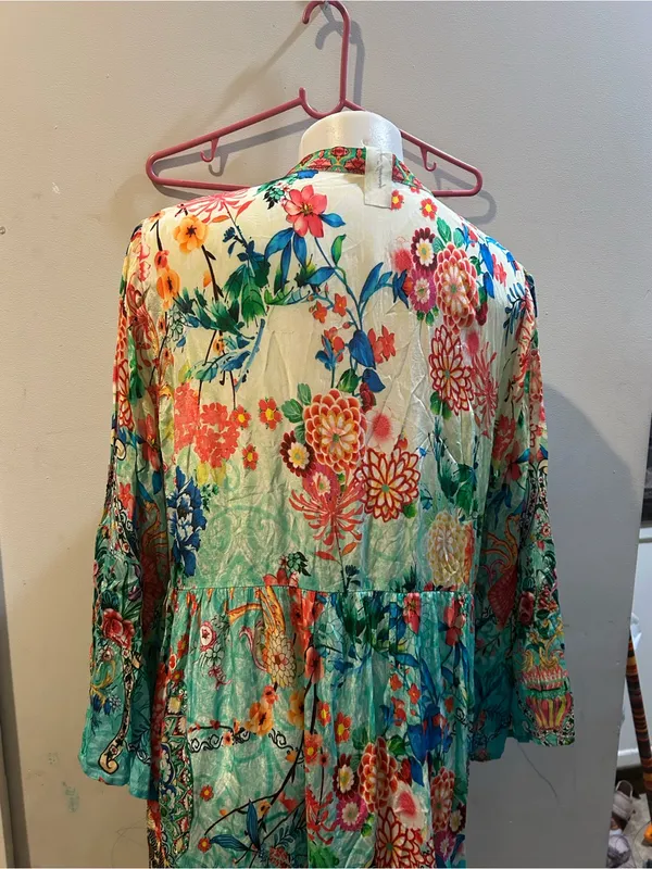 Vibrant Floral Tiered Maxi Dress in Teal and Coral - Image 8