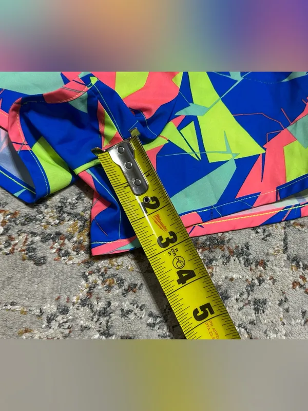Gymshark vibrant athletic shorts neon yellow logo waist Size Medium - Image 5