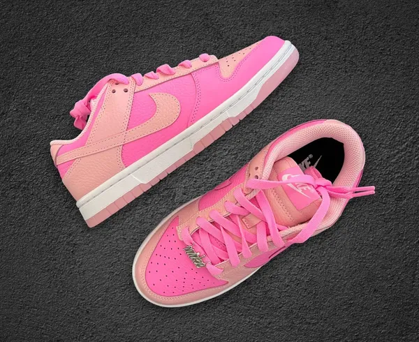 Nike New iD By Dunk Low Reverse Pinks - Image 2